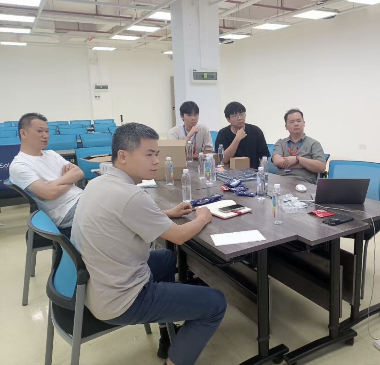 产教融合新标杆 臻彩 ZCRB1410 加工细节展示