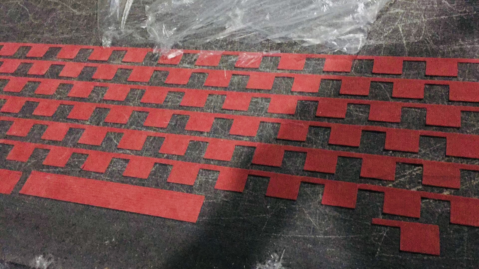 纺织面料精密切割方案 服装家纺振动刀切割设备