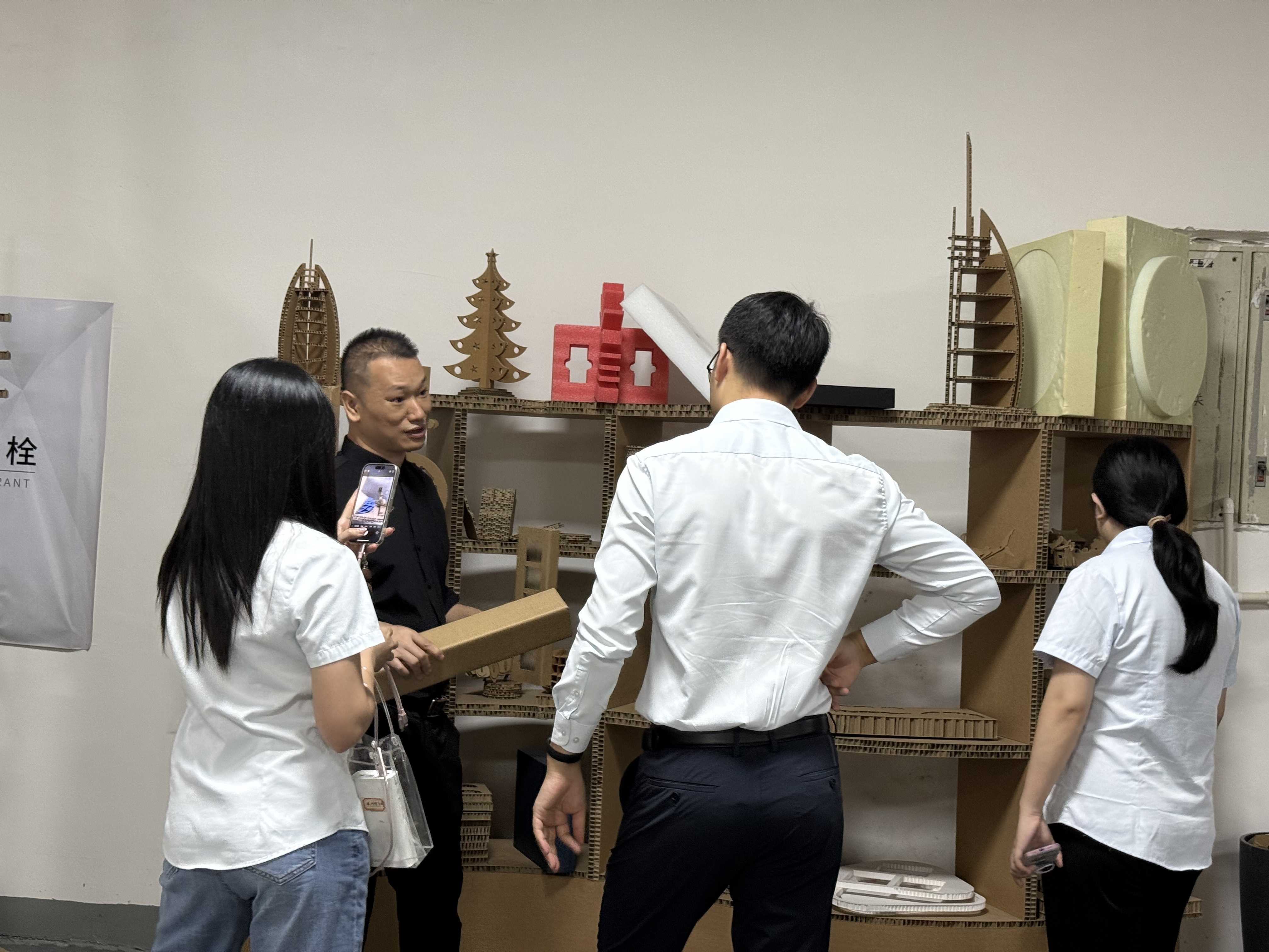 展厅直击 - 交流研讨现场