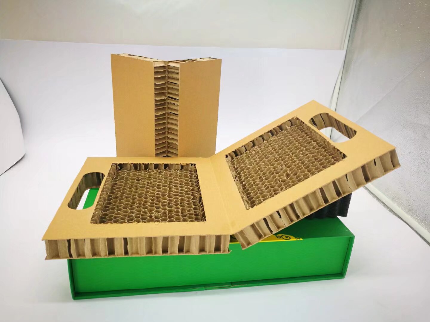 Honeycomb cardboard inner carving with handle cutouts by ZCCUTTER